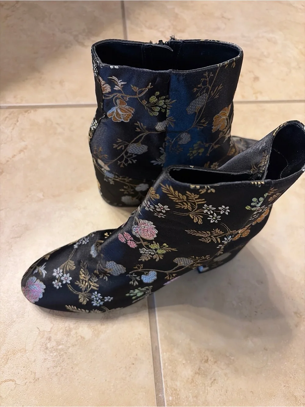 Bar III Black Floral Brocade Ankle Booties size 11