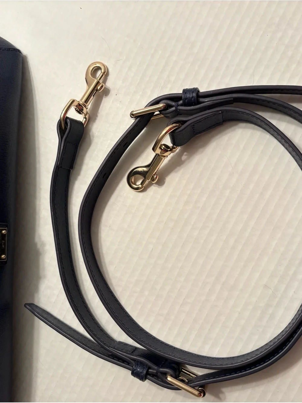 Dooney & Bourke shoulder 24