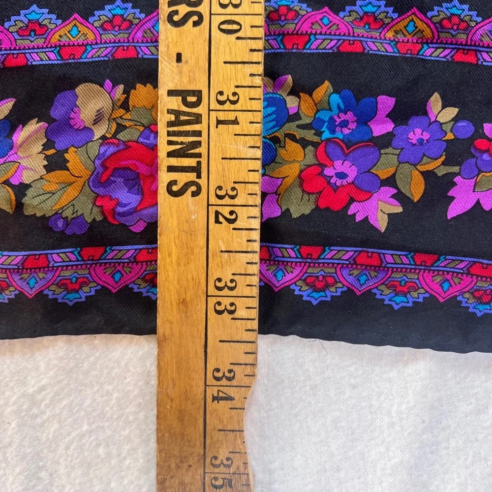 N/A vintage square