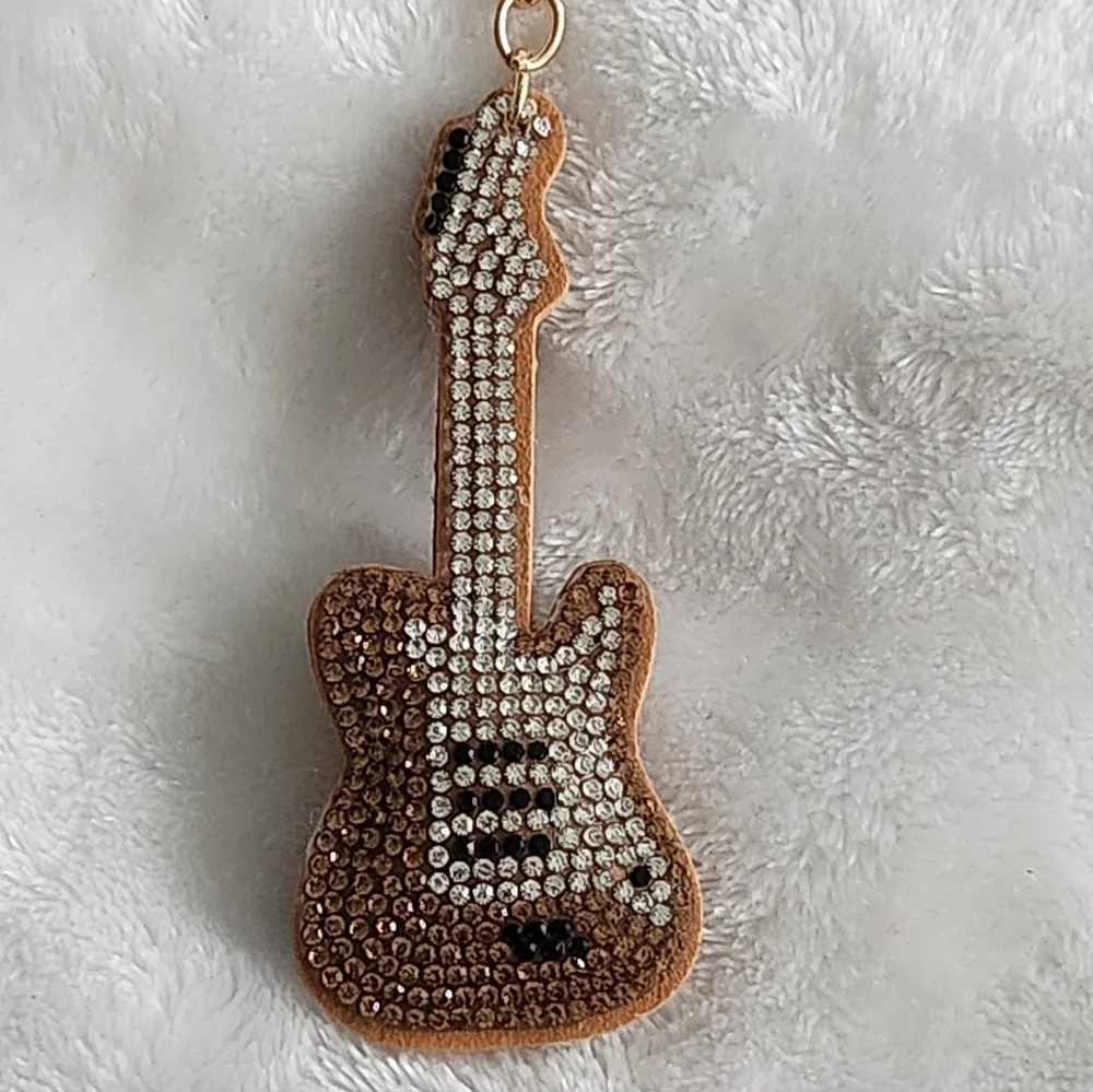 N/A chic guitar