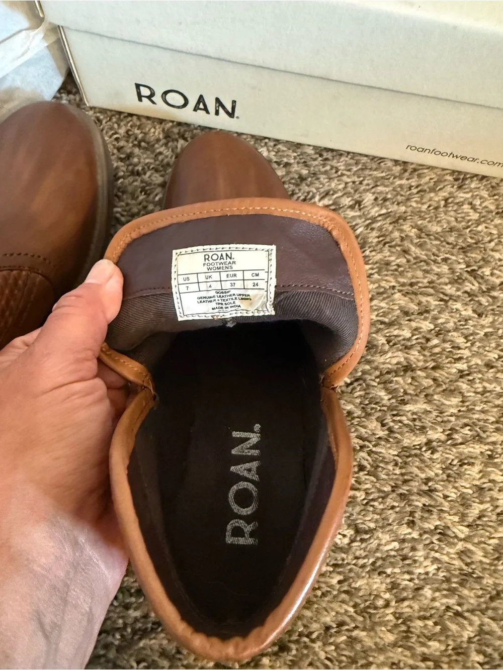 ROAN Gossip Women’s Tan Brown Leather Ankle Booties - size 7