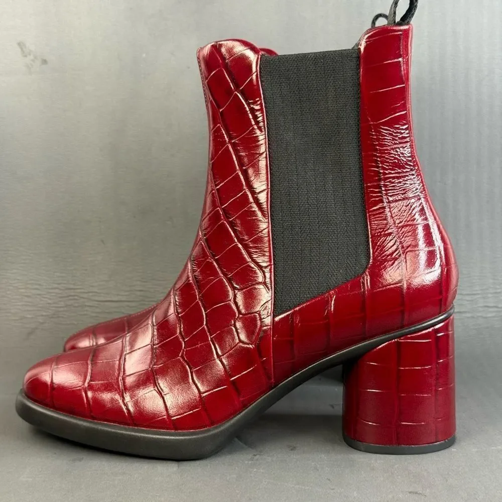 Ecco introducing sculpted