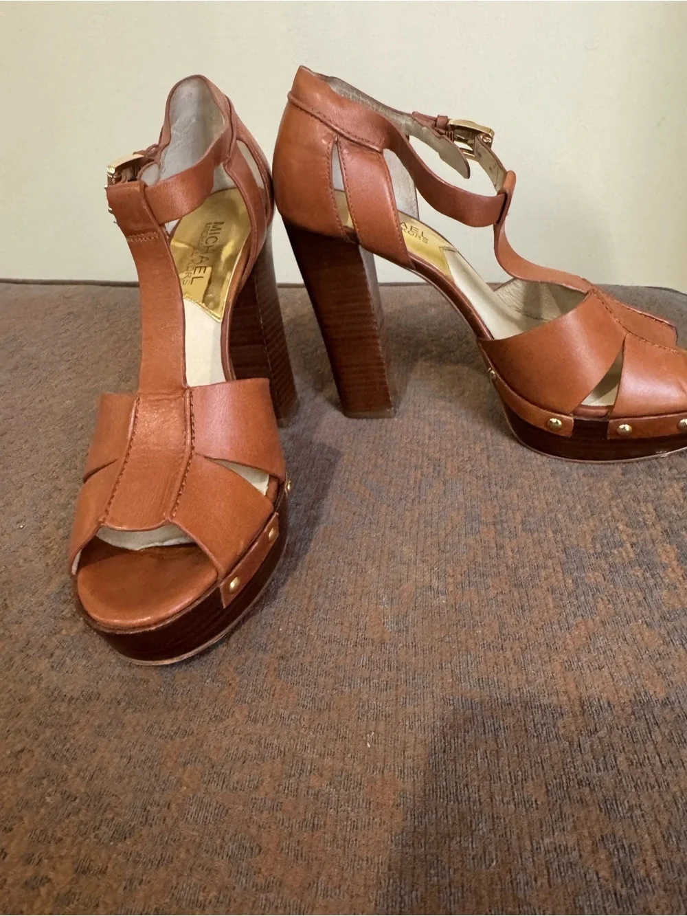 MICHAEL Michael Kors tan leather