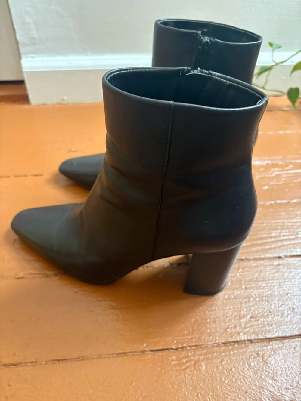 Aqua Black Leather Pointed Square-Toe Ankle Boots