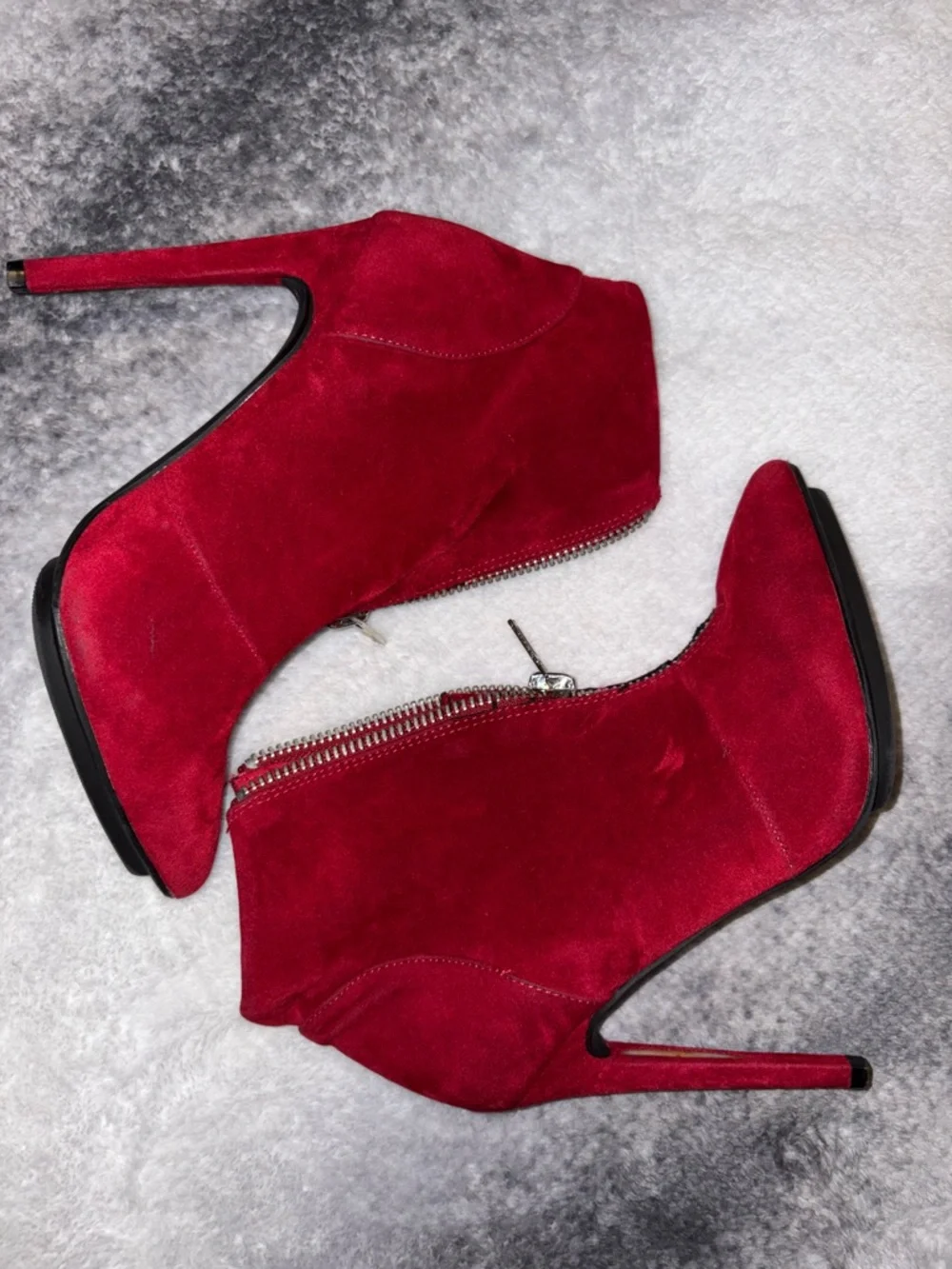 Michael Antonio red shoes