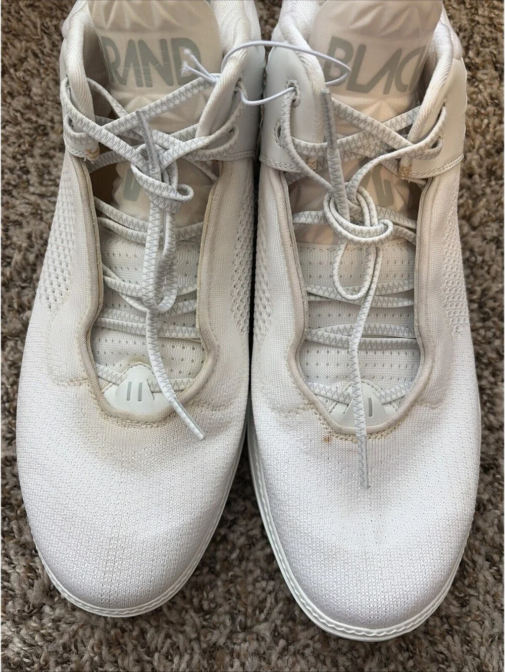 Brandblack crossover white