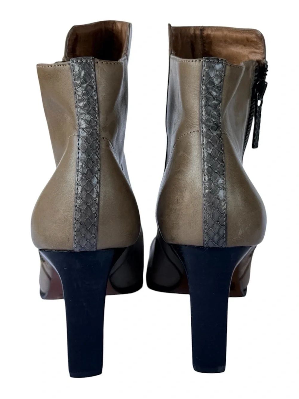 Donald J. Pliner chic taupe