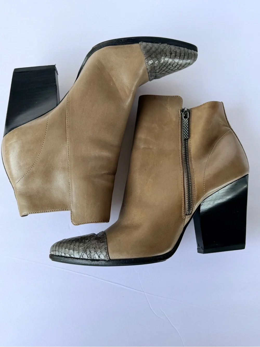 Donald J. Pliner chic taupe