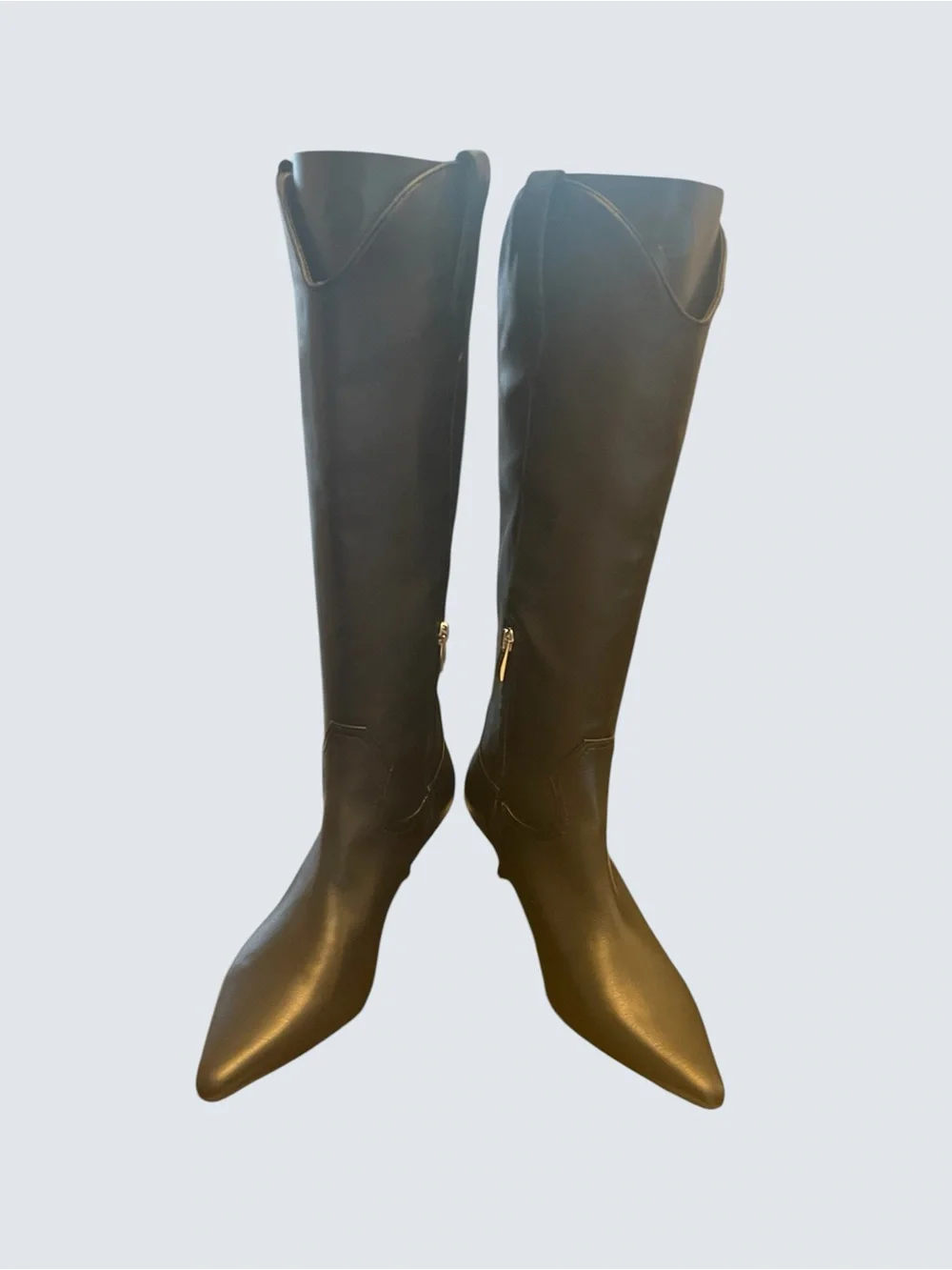 Steve Madden pointed styling
