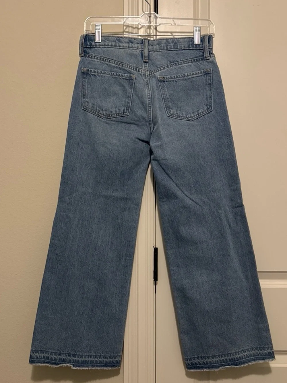 Old Navy Wide-Leg Jeans in Light Blue Wash