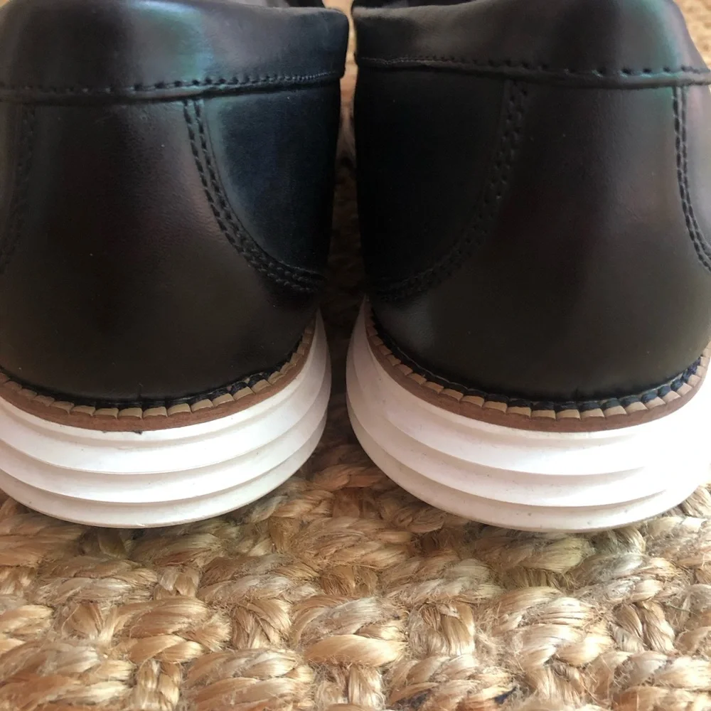 Cole Haan barely worn
