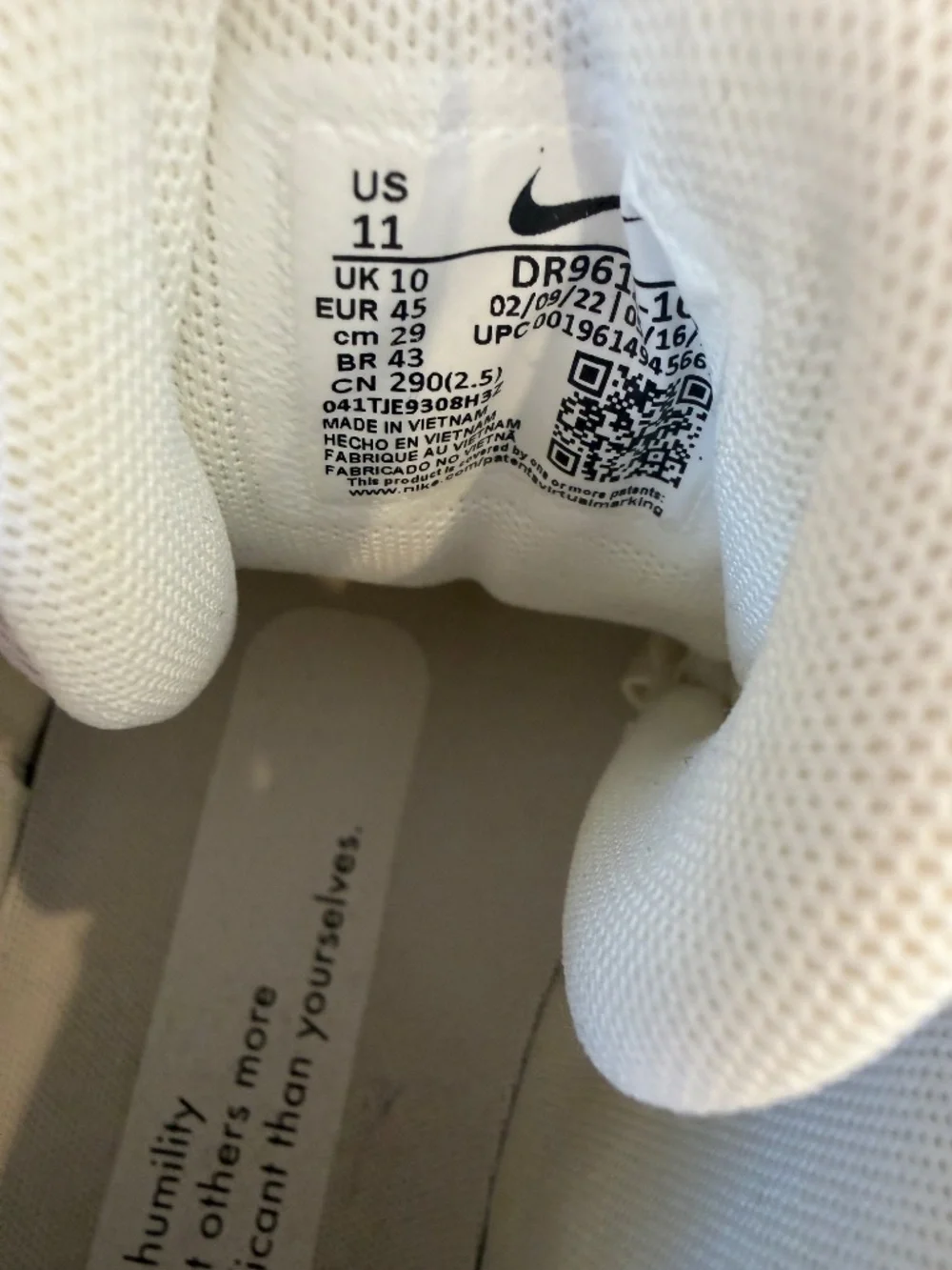 Nike lightly worn