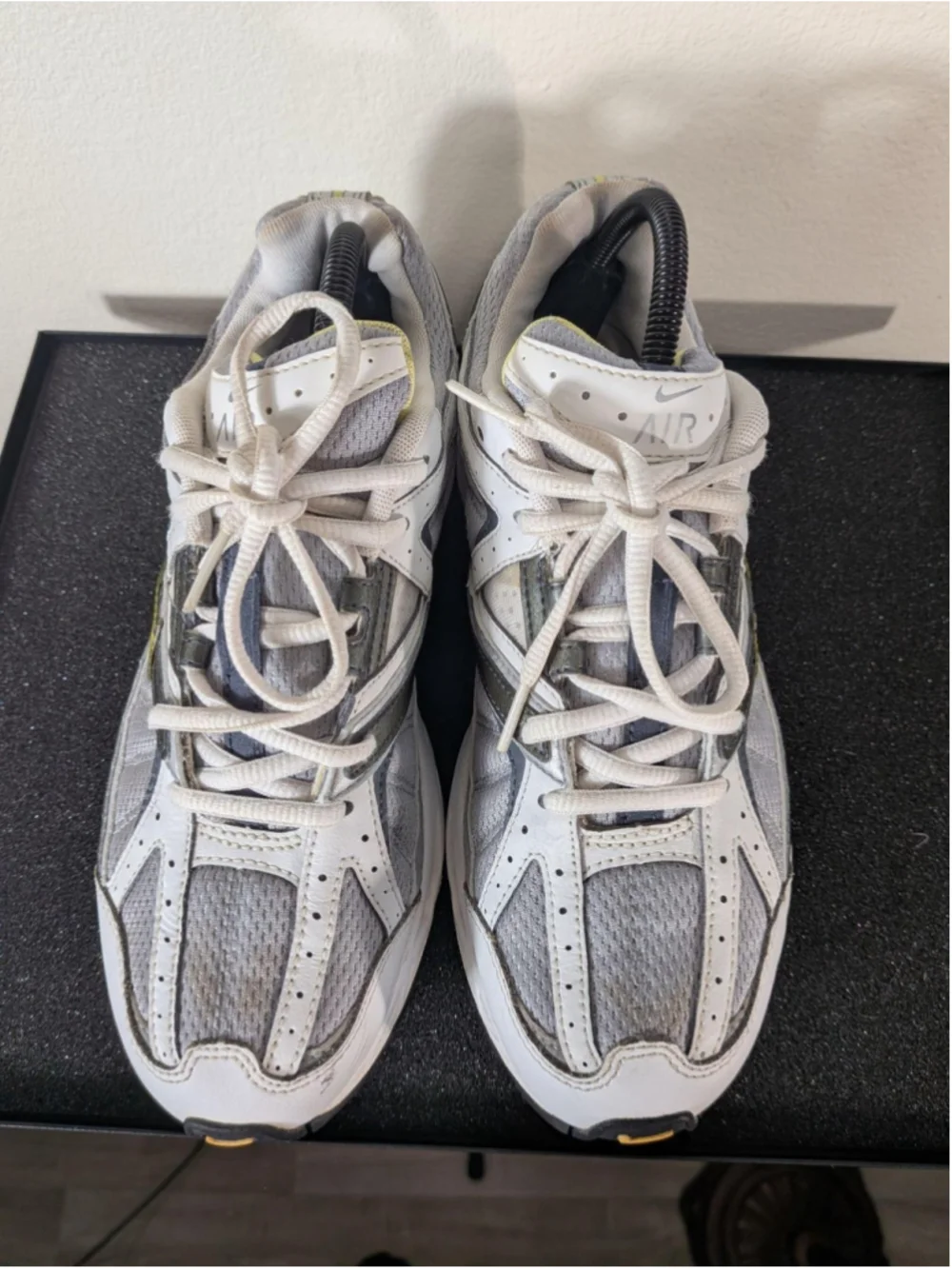 Nike Air Insight Shoes Womens Size 10 Gray Yellow Running Sneakers 312877-071