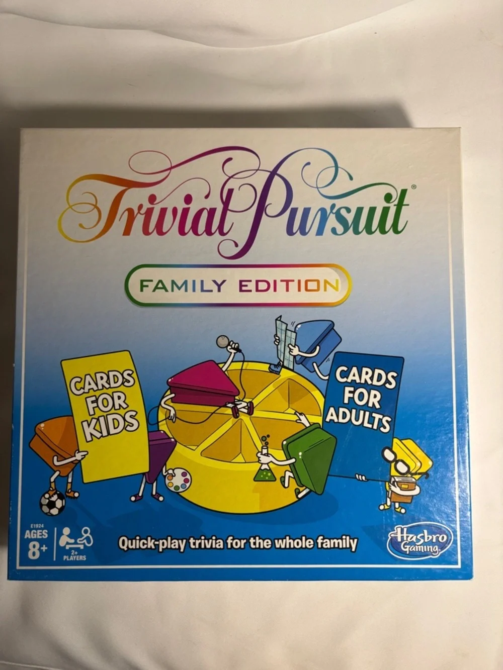 Vintage Trivial Pursuit Family Edition Board Game - GB1sku