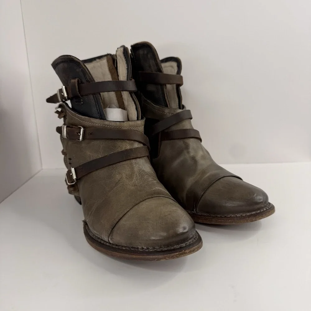 Vintage Freebird by Steven Women's Green Leather Strap Boots Size 9 Womens Boho