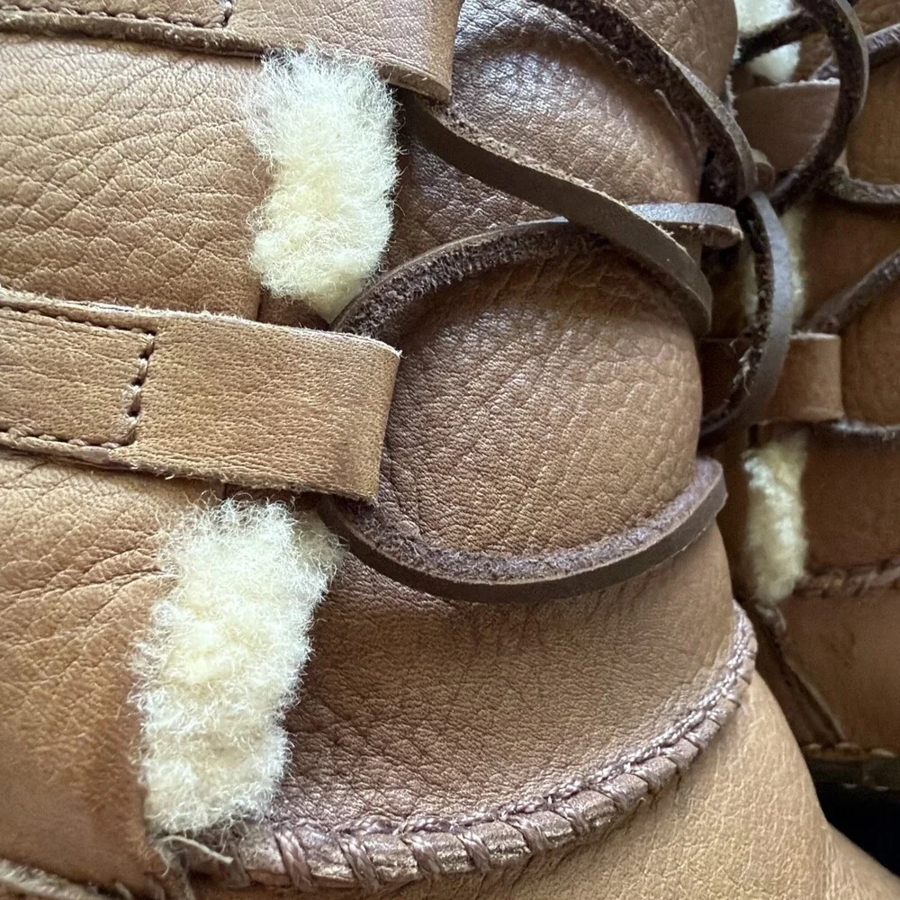 UGG caspia style