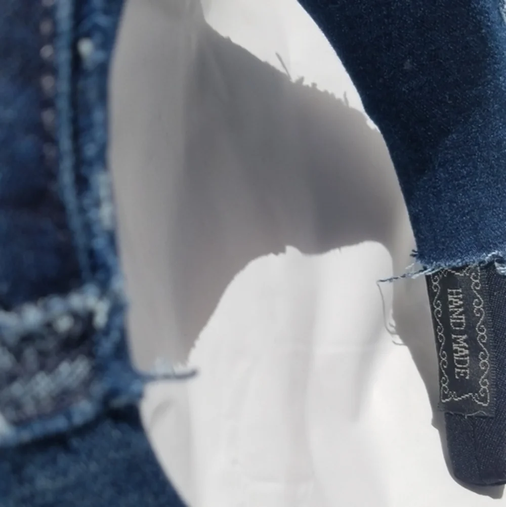 Tasty Raw Edge Denim 