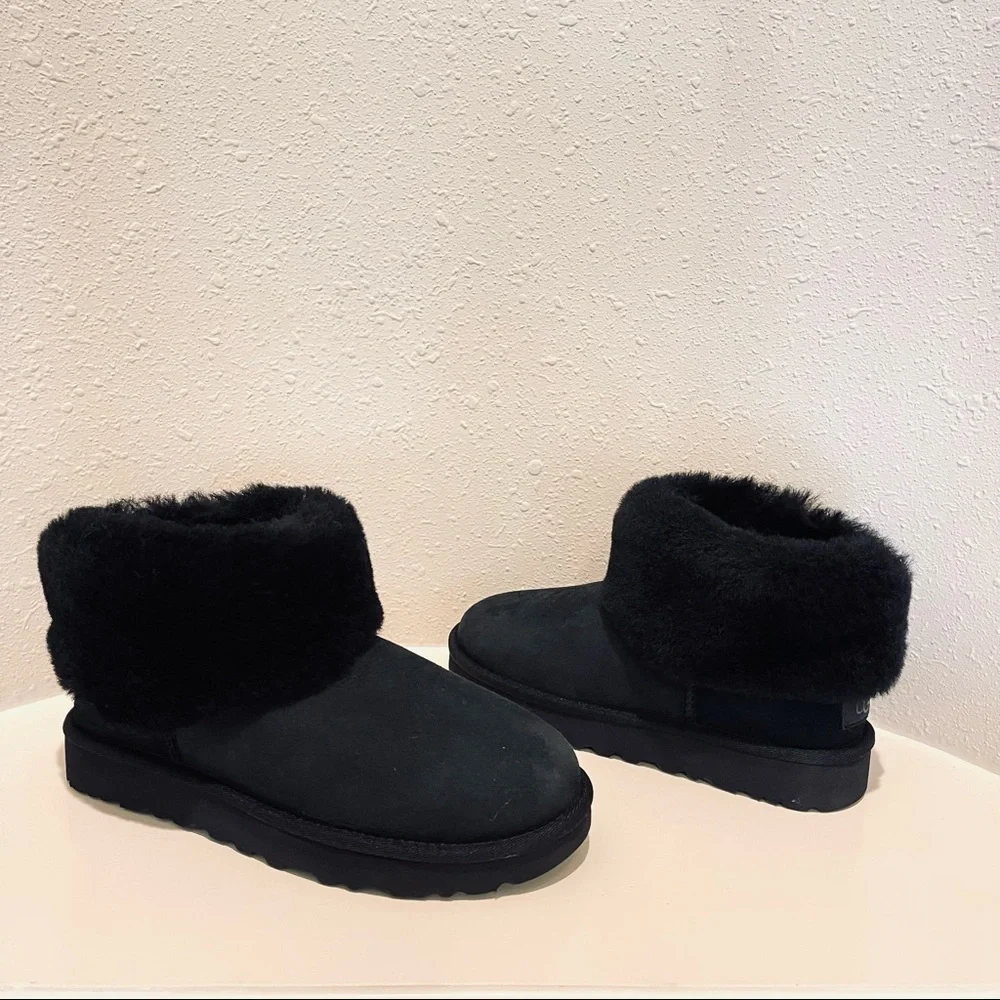 UGG women’s short