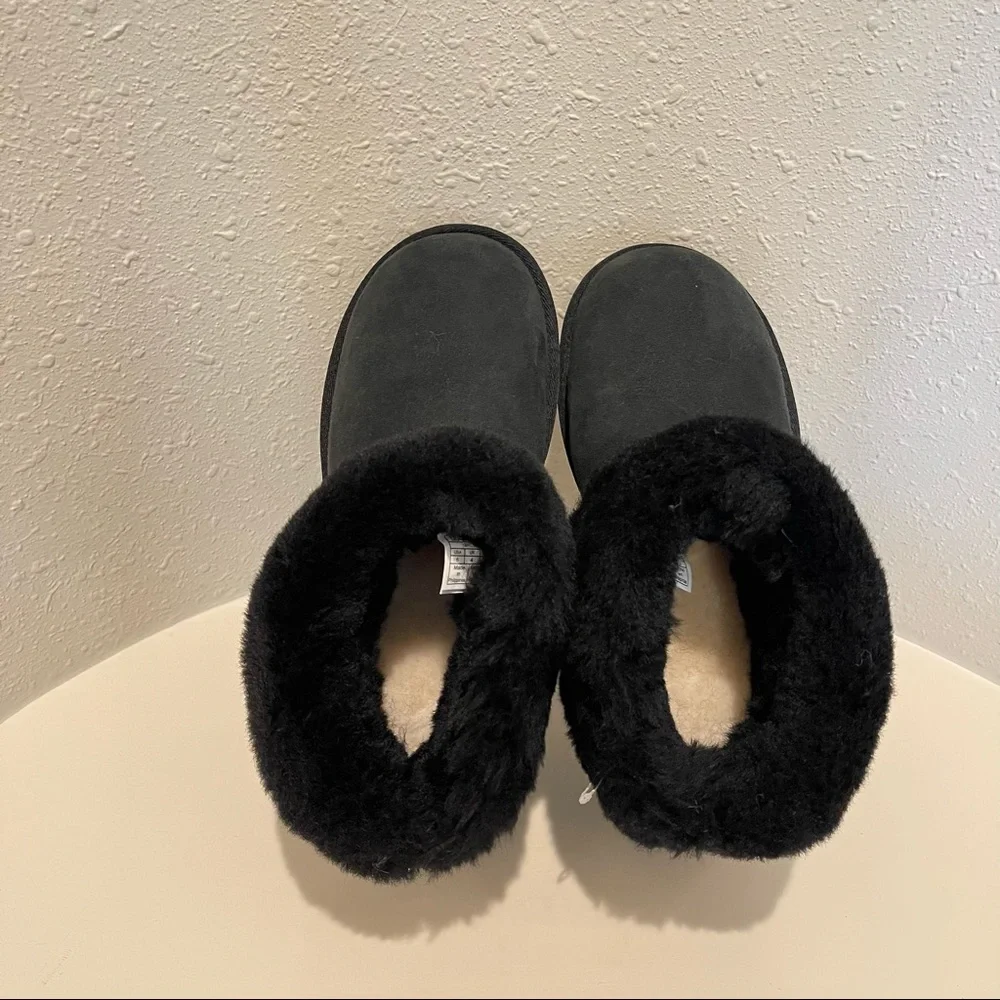 UGG women’s short