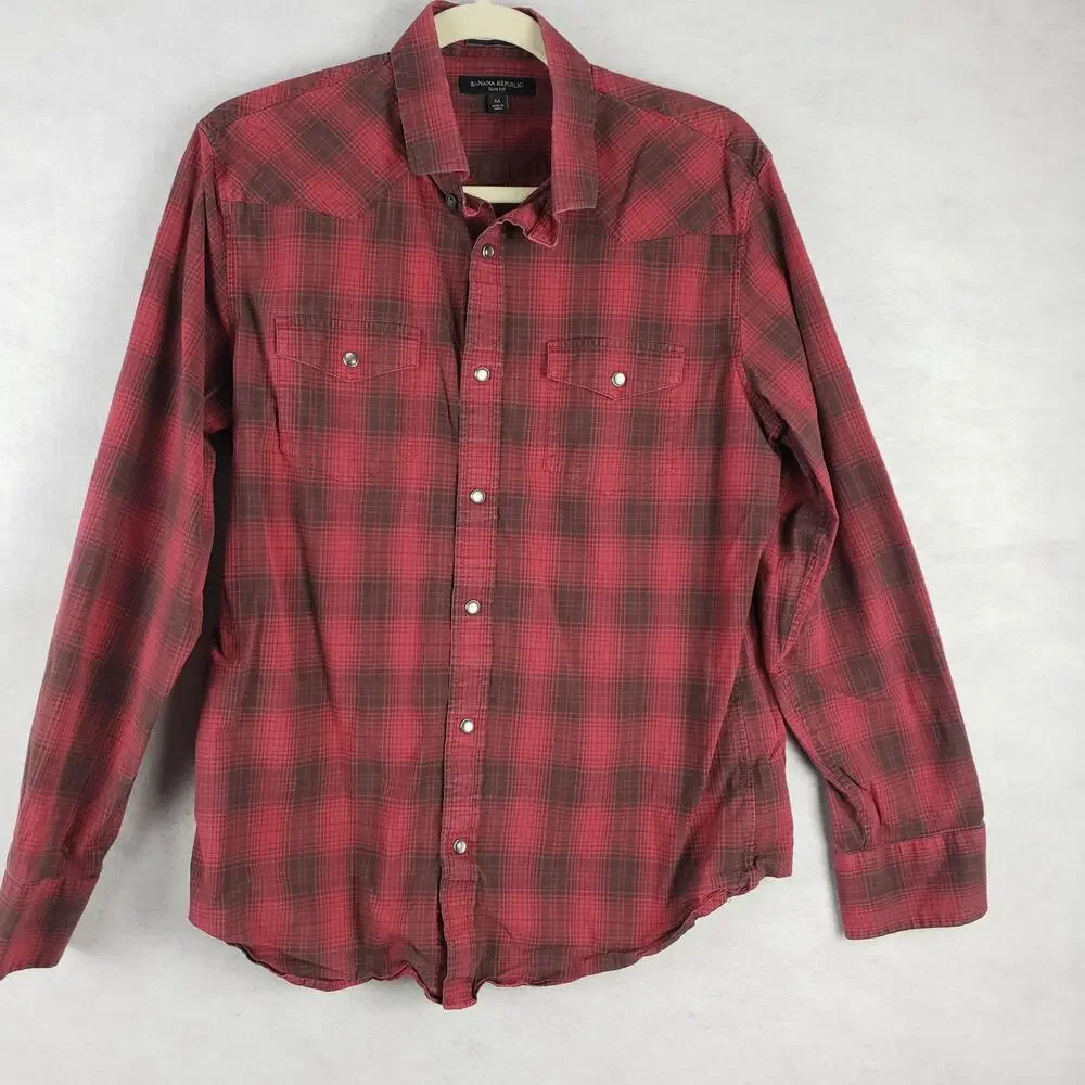 Banana Republic Men's M Slim Fit Button Down Plaid Dress Shirt‎ Dark Red Classic