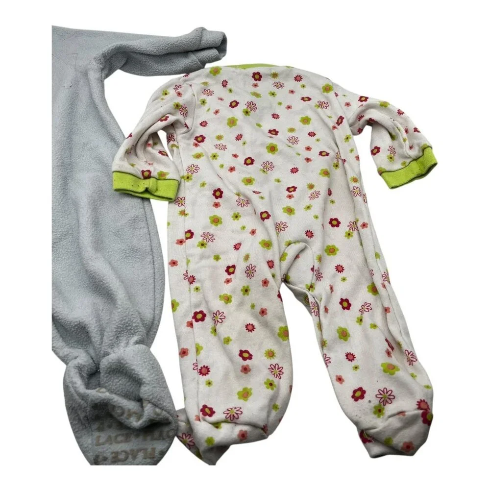 Lot of 2 Baby Girl One Piece Footed Pajamas 3-6M Floral‎ Long Sleeves Crew Neck