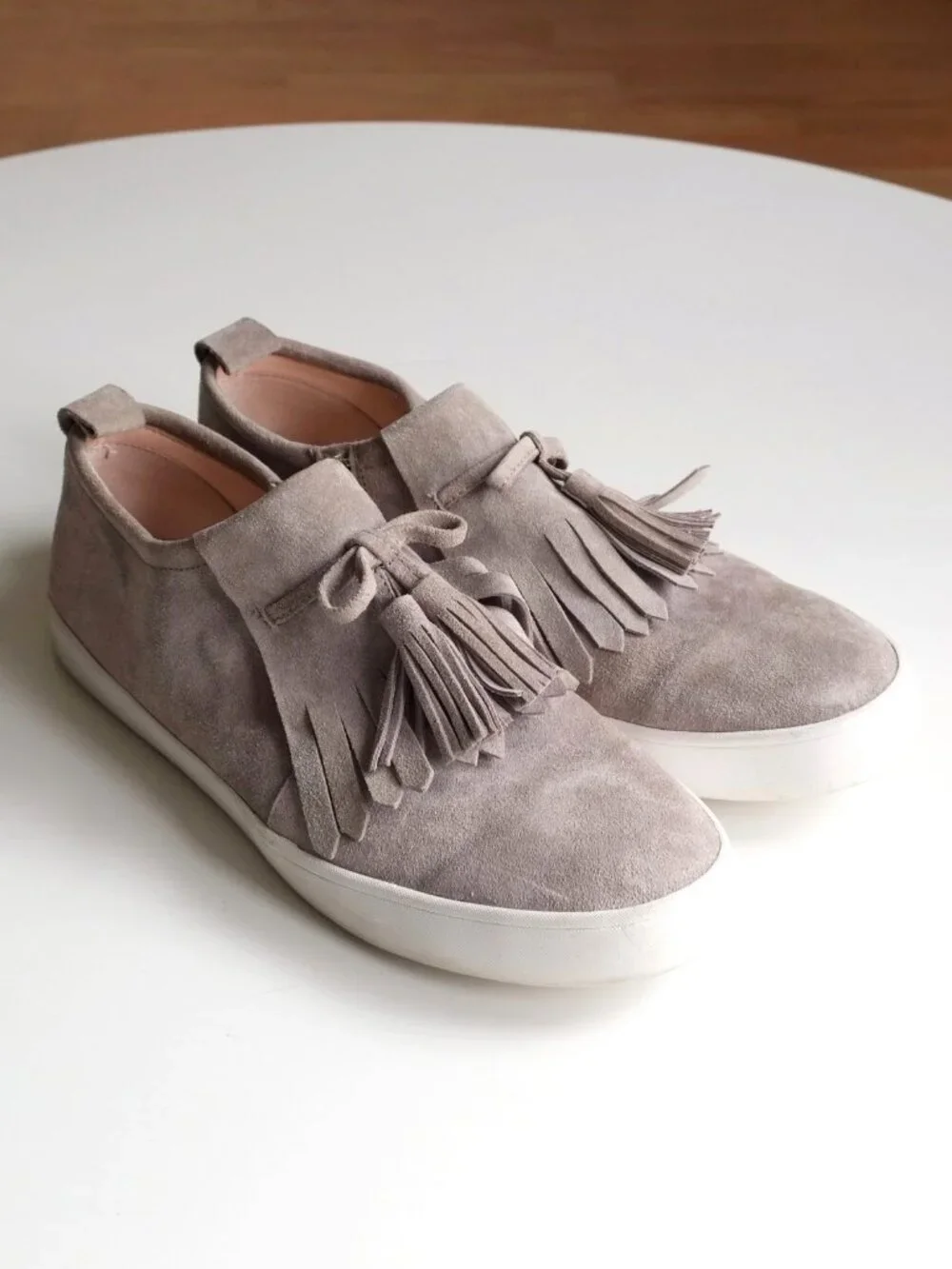 Kate Spade Gray Tan Suede Lenna Tassel Sneakers Shoes Size 8.5