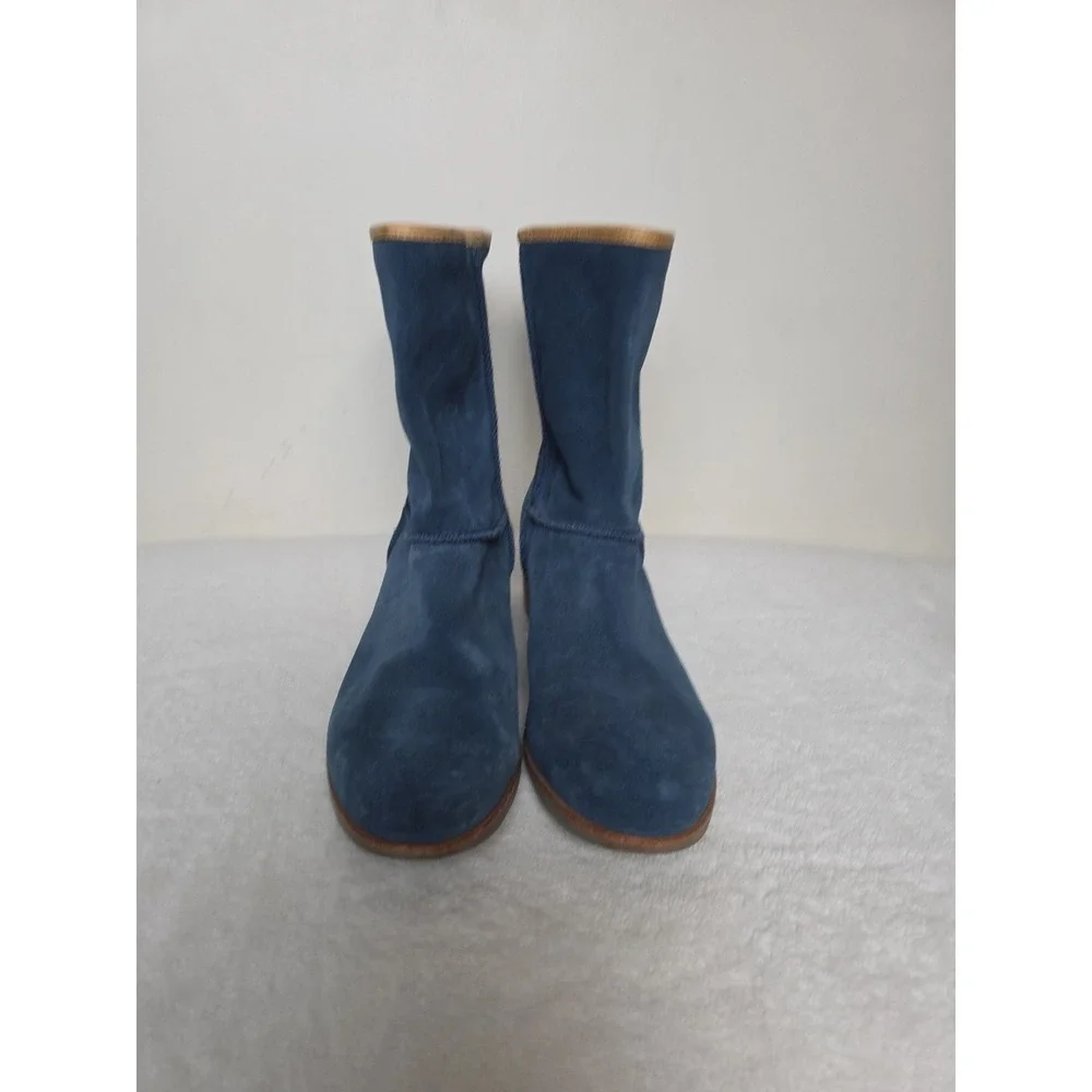 UGG Womens Cyrindra‎ Boot Size 9 Blue Suede Slouch Pull On Bootie Low Block Heel