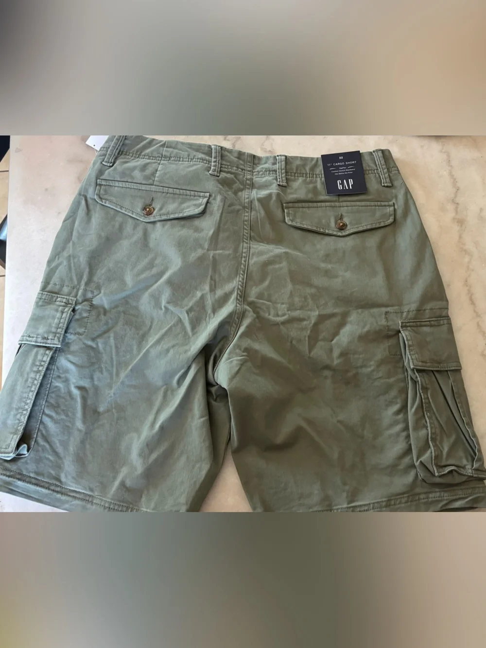 GAP 11” Cargo Shorts Mens