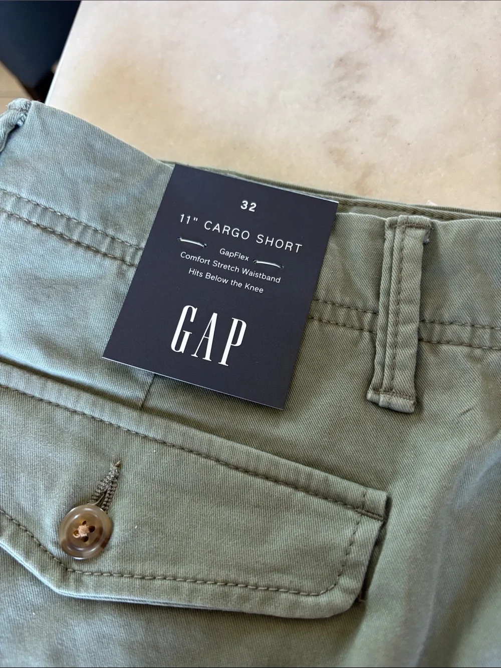 GAP 11” Cargo Shorts Mens