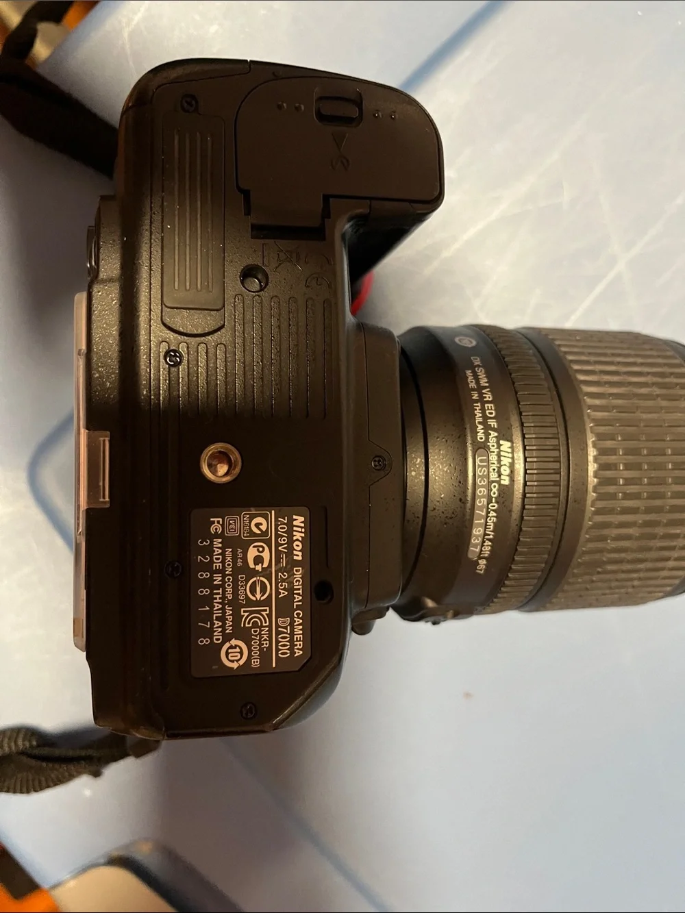 Nikon bag keeps