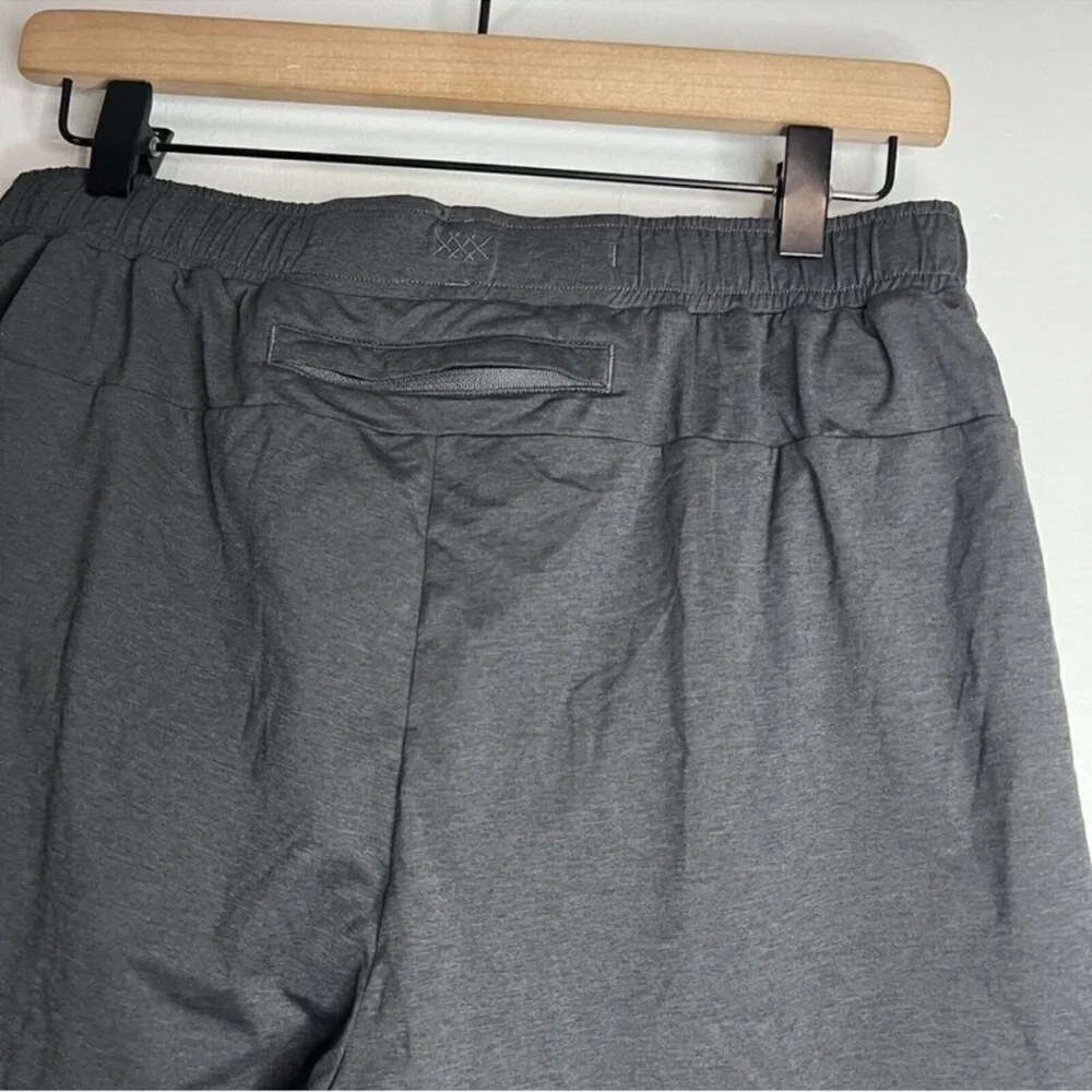 Rhône Black Mako Shorts M