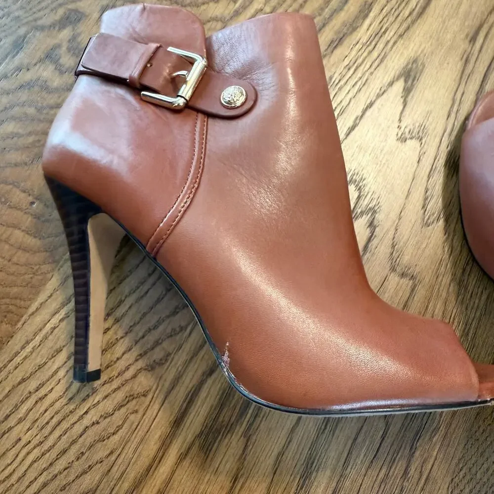Vince Camuto vince camuto