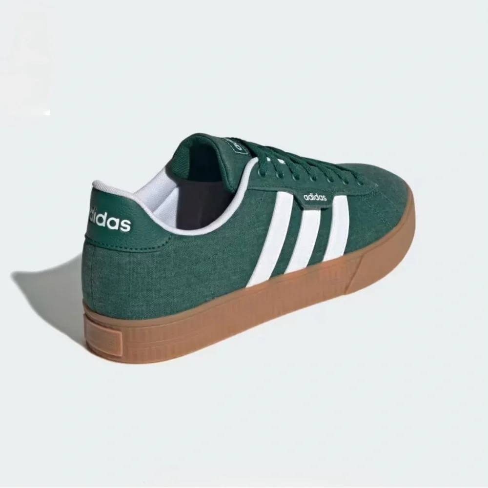 Adidas Men's Daily 3.0 Skate Shoe in Collegiate Green / Cloud White / Gum NIB