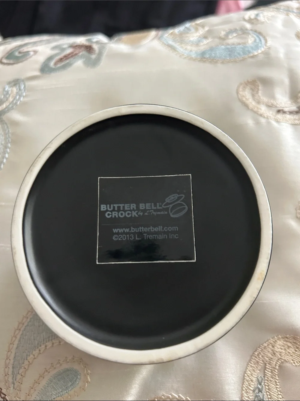 N/A stylish butter