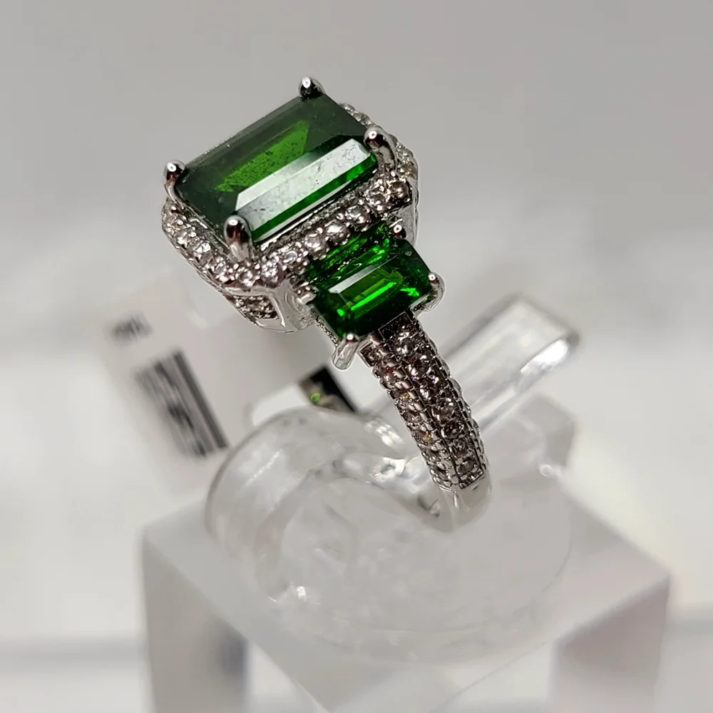Chrome Diopside beautiful vibrant