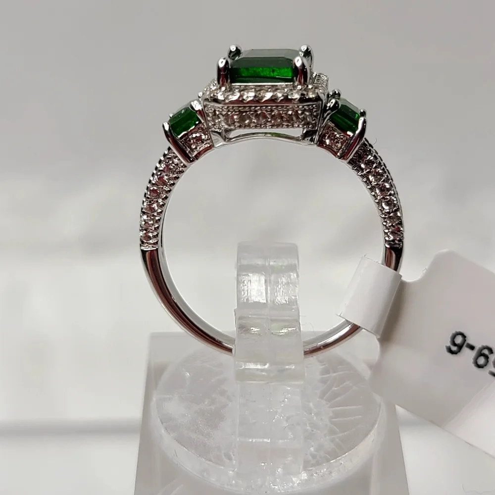 Chrome Diopside beautiful vibrant