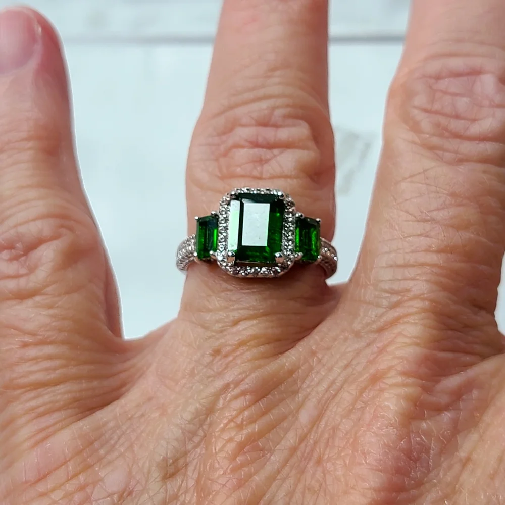 Chrome Diopside beautiful vibrant