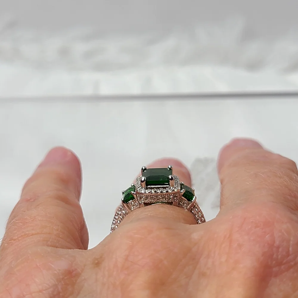 Chrome Diopside beautiful vibrant
