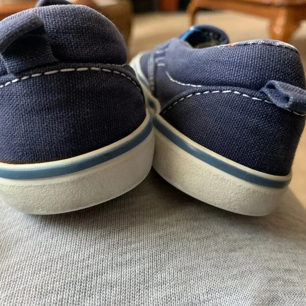 Crazy 8 pre owned