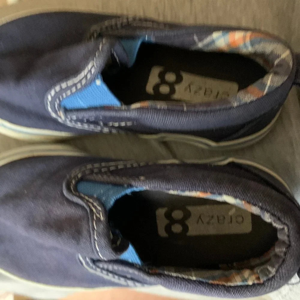 Crazy 8 pre owned