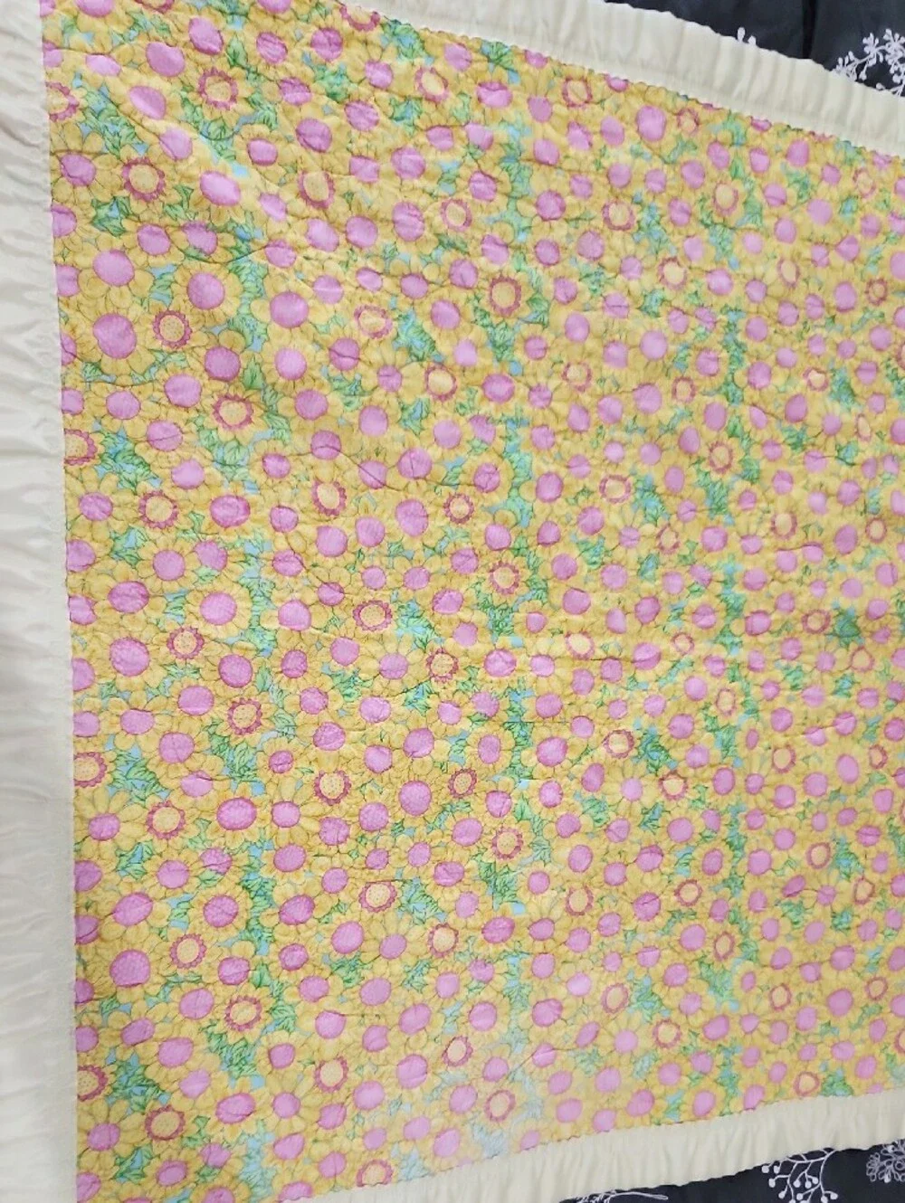 N/A soft yellow