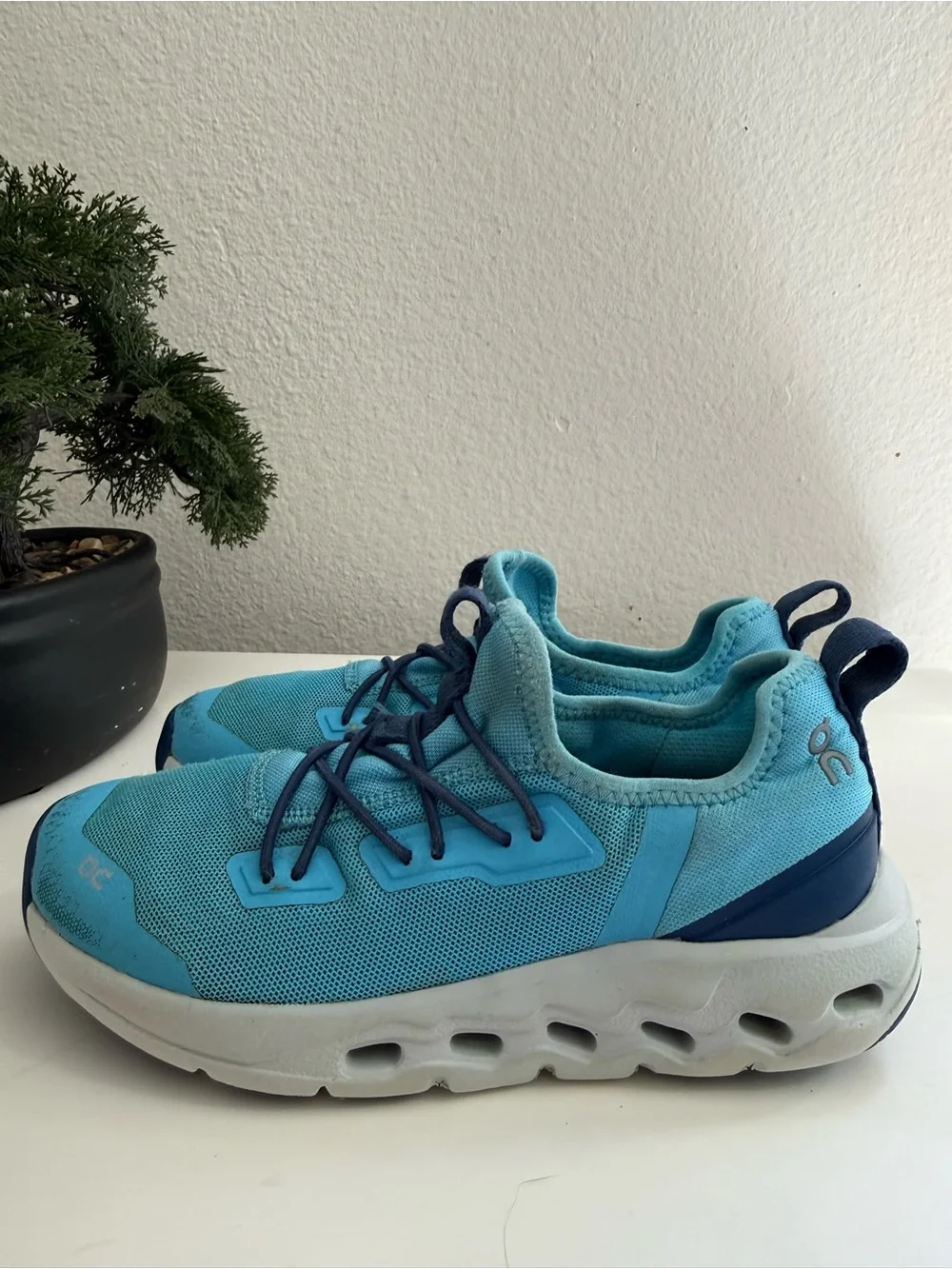 On Running lightweight breathable