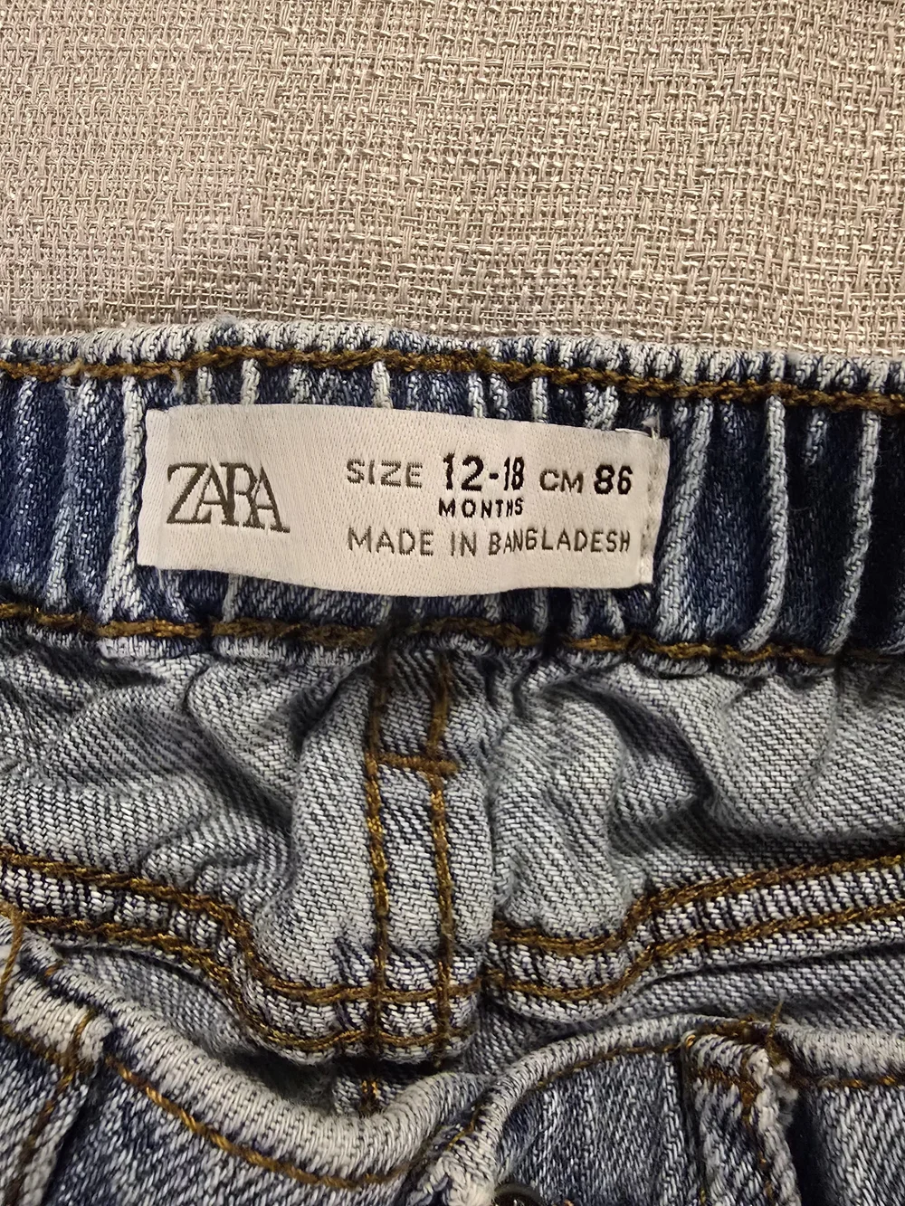 Zara baby light