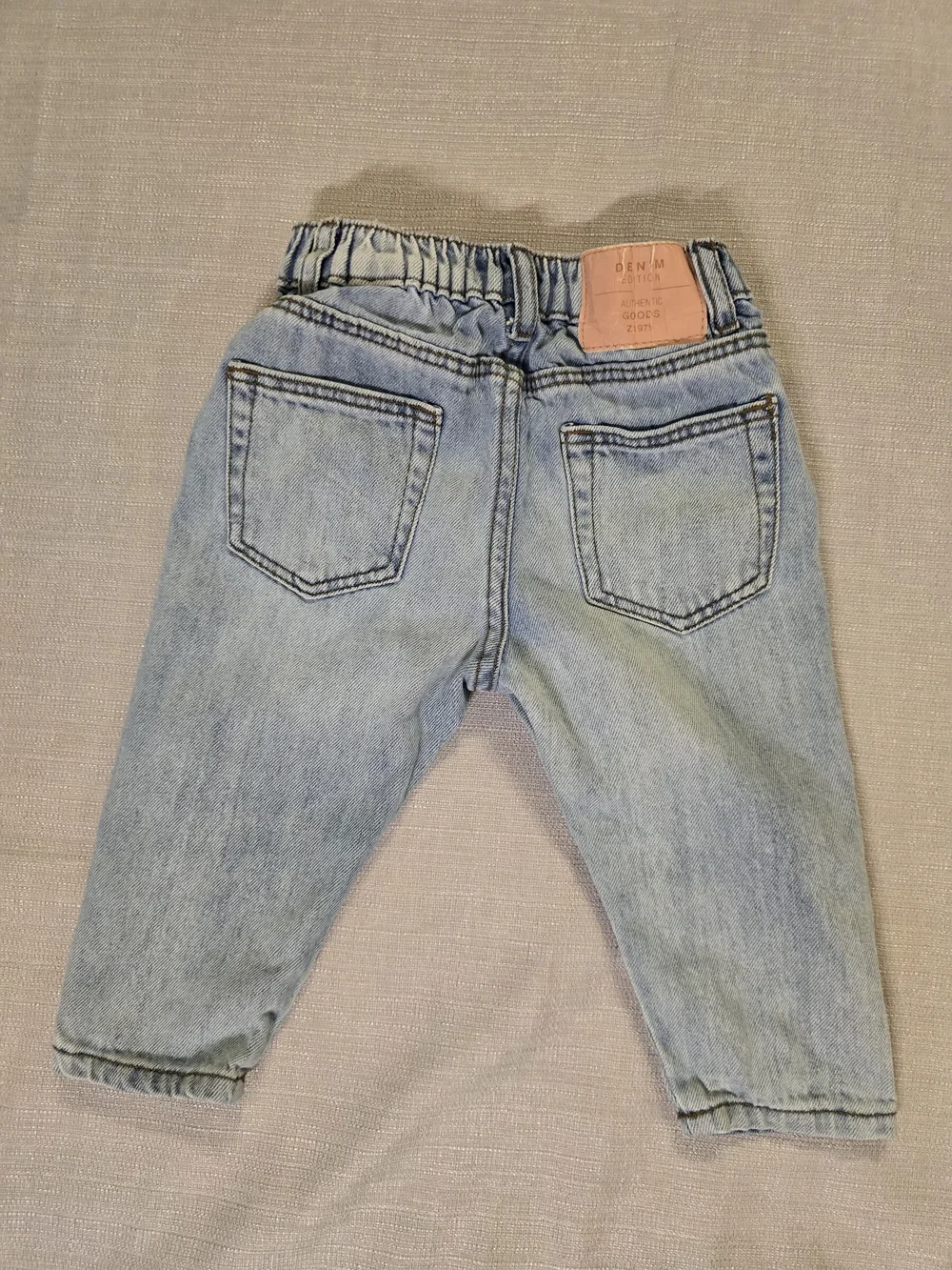 Zara baby light