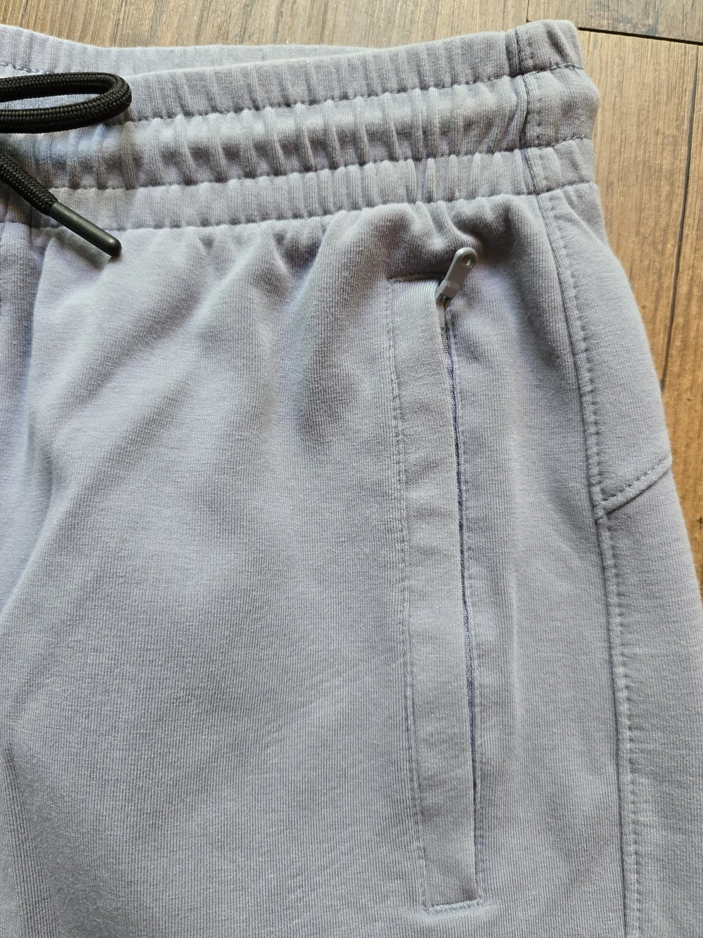 Mens Old Navy Light Gray Athletic Drawstring Shorts