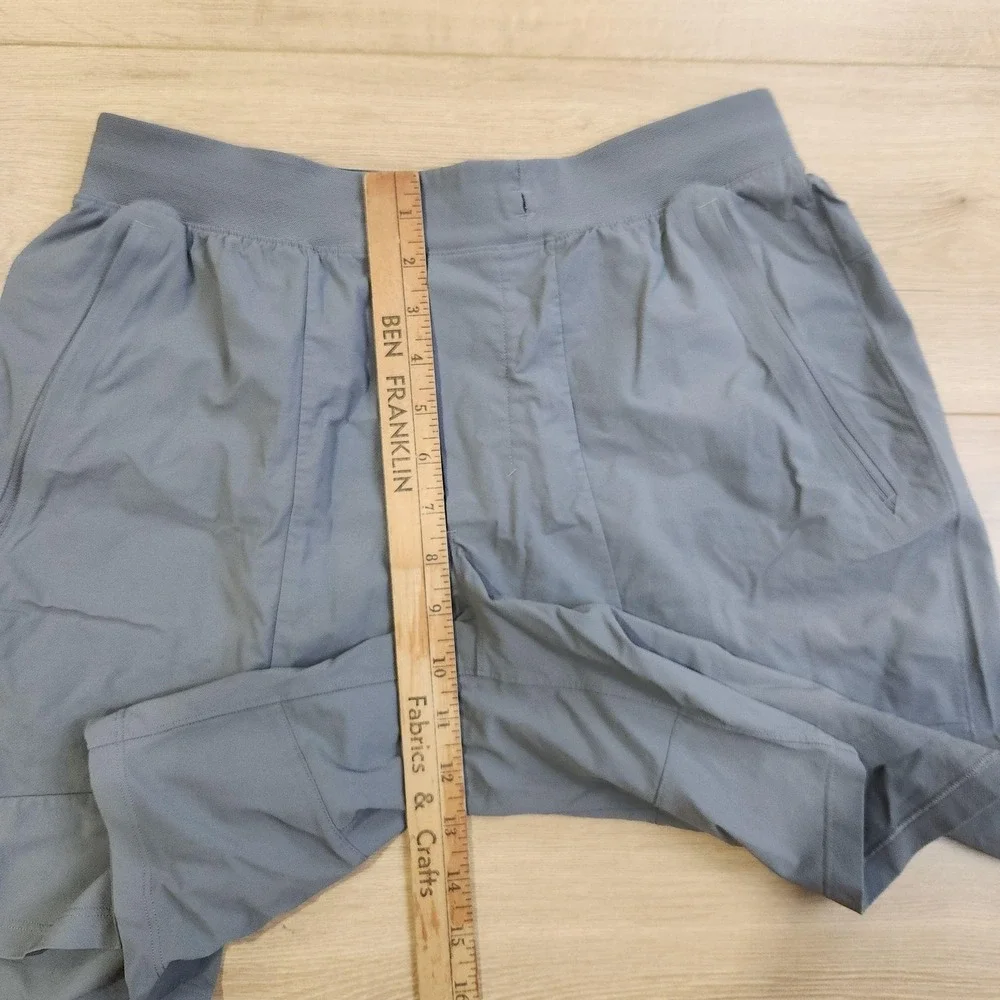 Lululemon License to Train Linerless Shorts Mens Medium 7