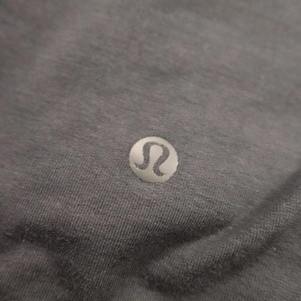 Lululemon‎ Full-Zip Hoodie Jacket Women's 6 – Black (Thumbholes) Fair Condition