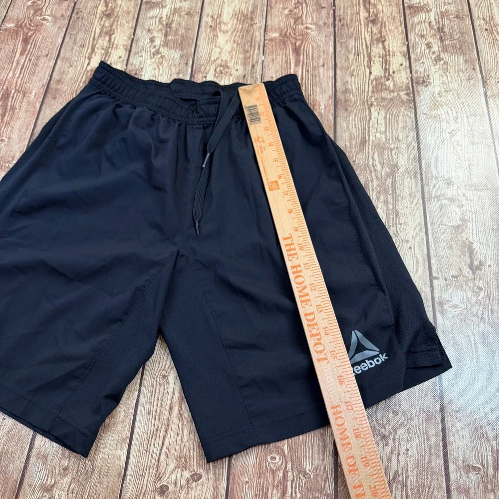 Reebok item excellent