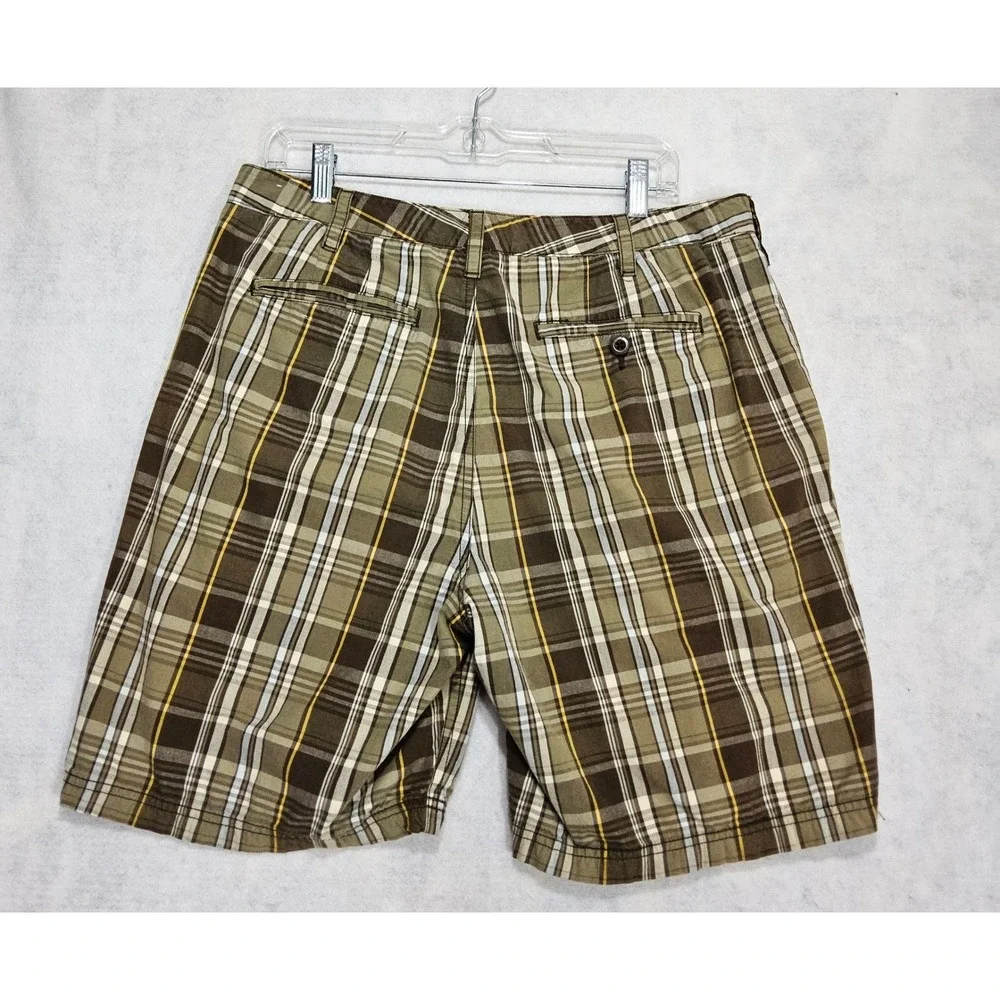 Croft & Barrow Shorts Mens 32 Classic Casual Brown‎ Plaid Beige 100% Cotton