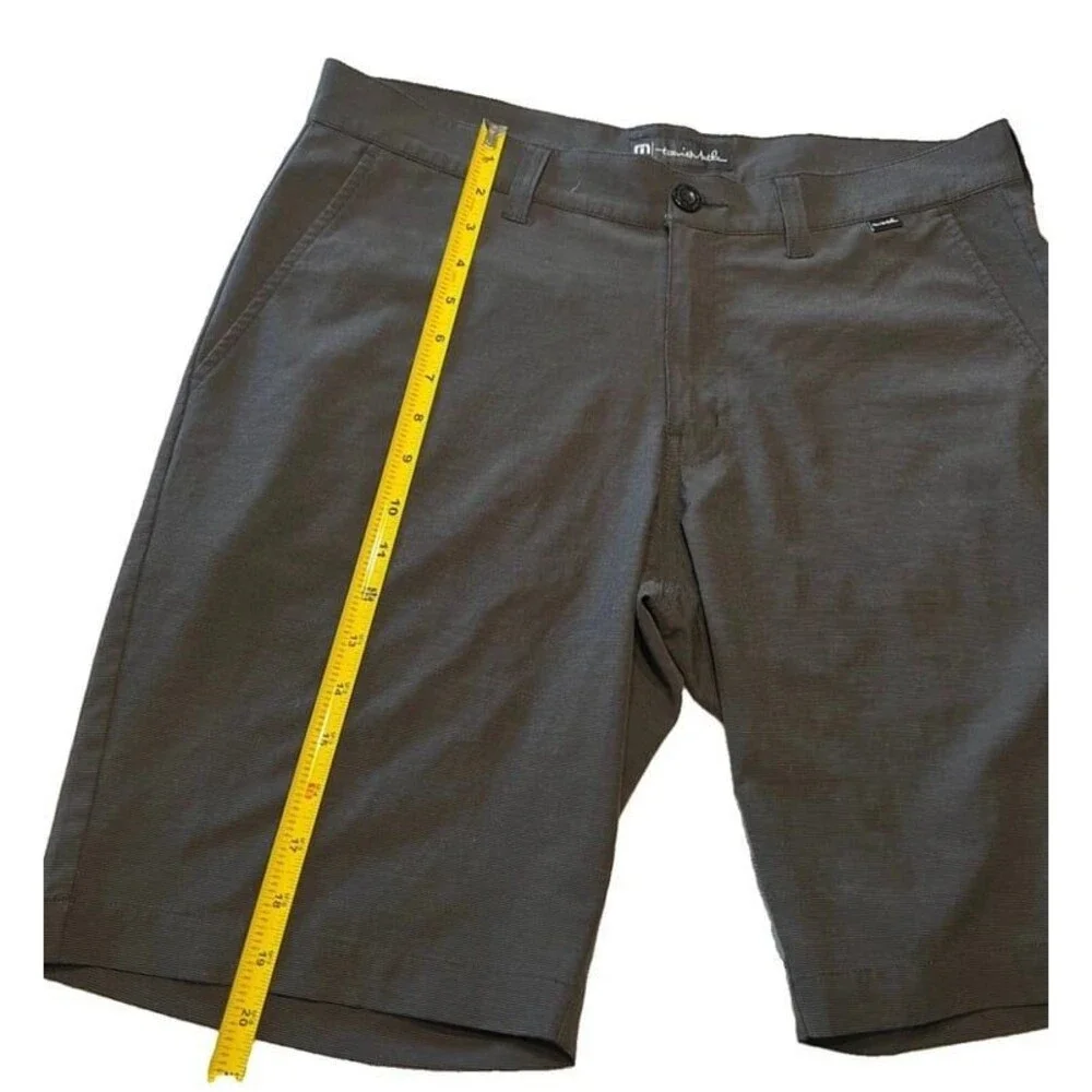 Travis Mathew excellent pre